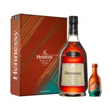 Hennessy 2016 (紅樽) 軒尼詩限量珍藏版 V.S.O.P - 禮盒裝